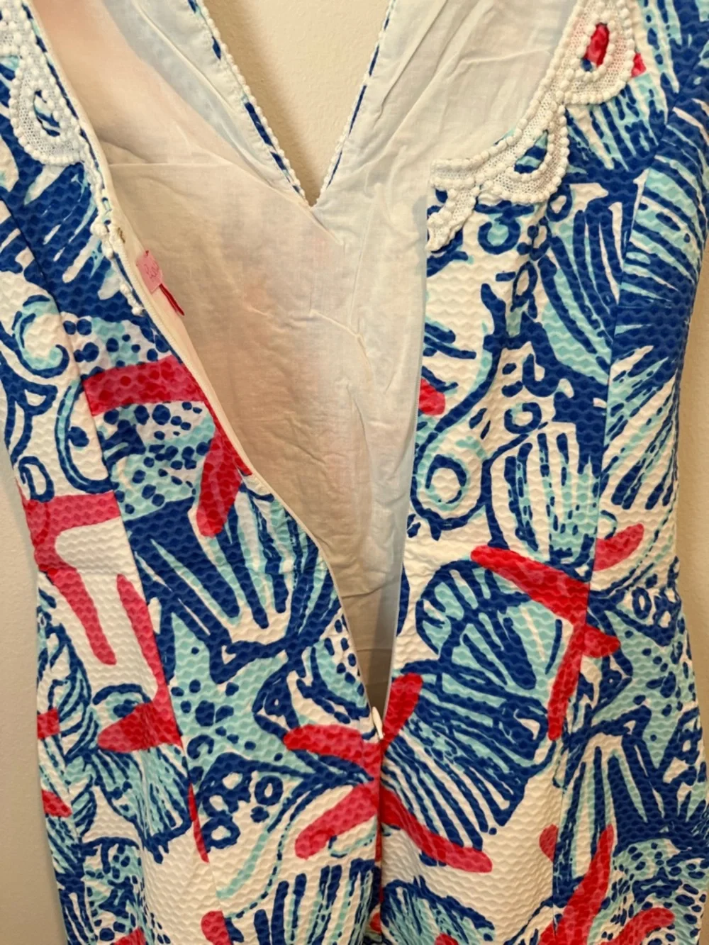 Lilly Pulitzer Janice Sleeveless Shift Dress
She She Shells Starfish Size 4 blue - Picture 10 of 16